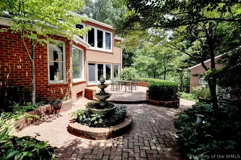 Exterior - 169 W Queens Dr, Williamsburg, VA 23185 photo 7 of 11
