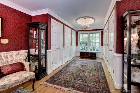 Entry Way - 169 W Queens Dr, Williamsburg, VA 23185 photo 3 of 4