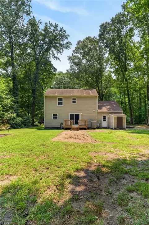 Exterior - 4504 Aberdeen Dr, Gloucester, VA 23061 photo 8 of 12