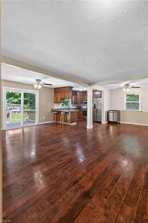 Living - 4504 Aberdeen Dr, Gloucester, VA 23061 photo 2 of 7