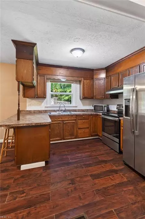 Kitchen - 4504 Aberdeen Dr, Gloucester, VA 23061 photo 2 of 4