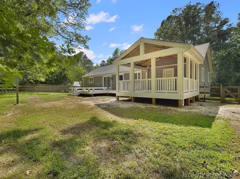 Exterior - 8838 Diascund Rd, Lanexa, VA 23089 photo 4 of 5