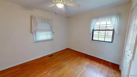 Bedroom - 110 Londonshire Ter, Hampton, VA 23666 photo 4 of 14