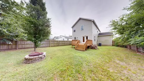 Exterior - 960 Quash St, Hampton, VA 23669 photo 4 of 7