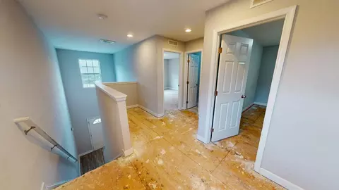 Entry Way - 960 Quash St, Hampton, VA 23669 photo 5 of 6