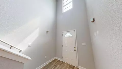 Entry Way - 960 Quash St, Hampton, VA 23669 photo 1 of 6