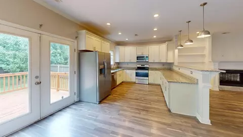 Kitchen - 960 Quash St, Hampton, VA 23669 photo 6 of 6