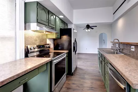 Kitchen - 216 Beach Rd, Hampton, VA 23664 photo 4 of 4
