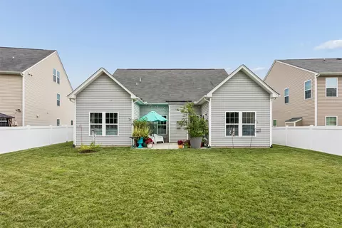 Exterior - 505 Loggerhead Dr, Newport News, VA 23601 photo 8 of 9