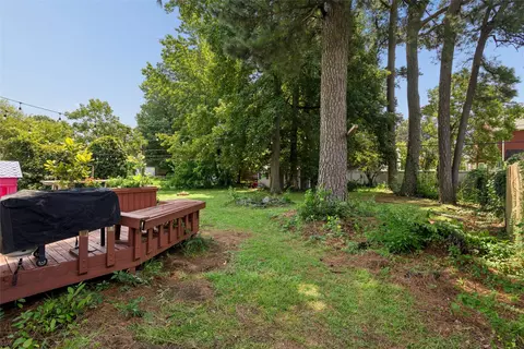 Exterior - 102 Temple St, Hampton, VA 23664 photo 3 of 6