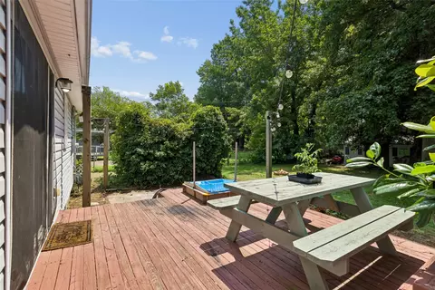 Exterior - 102 Temple St, Hampton, VA 23664 photo 6 of 6