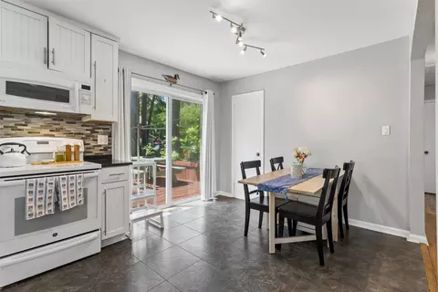 Kitchen - 102 Temple St, Hampton, VA 23664 photo 5 of 5