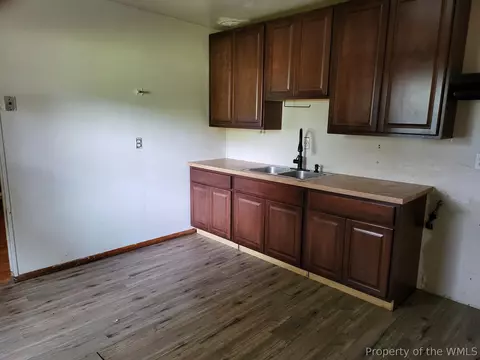 Kitchen - 29 Shelton Rd, Hampton, VA 23663 photo 1 of 2