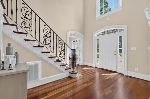 Entry Way - 107 Eagle, Williamsburg, VA 23188 photo 1 of 4