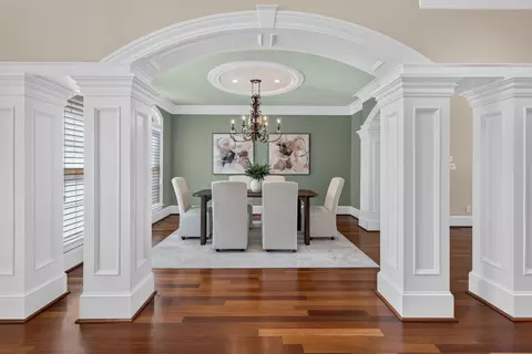 Dining - 107 Eagle, Williamsburg, VA 23188 photo 1 of 4