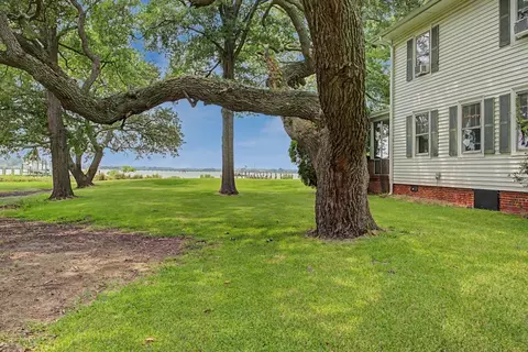 Exterior - 51 Seabee Pt, Hampton, VA 23669 photo 16 of 16