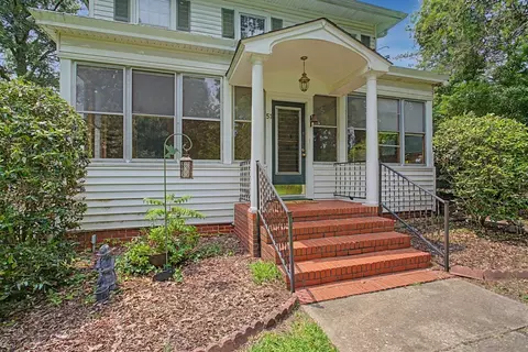 Exterior - 51 Seabee Pt, Hampton, VA 23669 photo 2 of 16