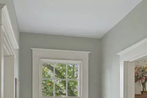 Entry Way - 51 Seabee Pt, Hampton, VA 23669 photo 3 of 4