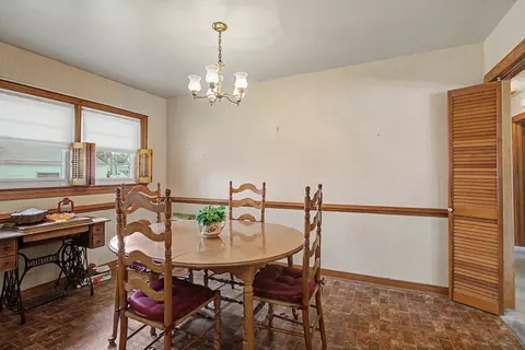Dining - 904 Thornbriar Ct, Hampton, VA 23661 photo 1 of 2