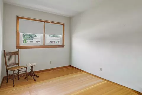 Bedroom - 904 Thornbriar Ct, Hampton, VA 23661 photo 1 of 4