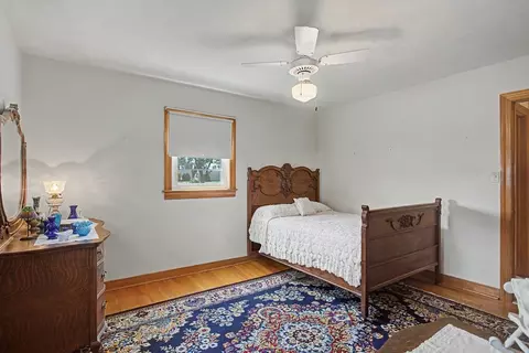 Bedroom - 904 Thornbriar Ct, Hampton, VA 23661 photo 3 of 4