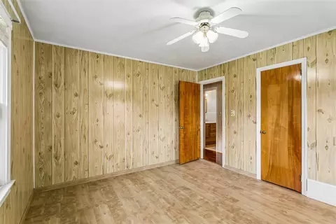 Bedroom - 31 Saint Albans Dr, Hampton, VA 23669 photo 4 of 6