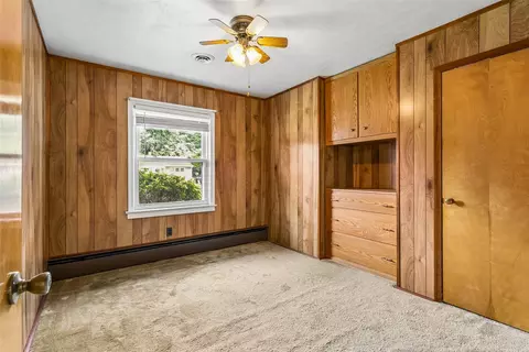 Bedroom - 31 Saint Albans Dr, Hampton, VA 23669 photo 1 of 6