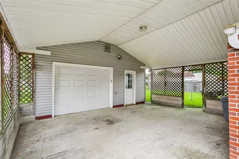 Exterior - 31 Saint Albans Dr, Hampton, VA 23669 photo 9 of 9