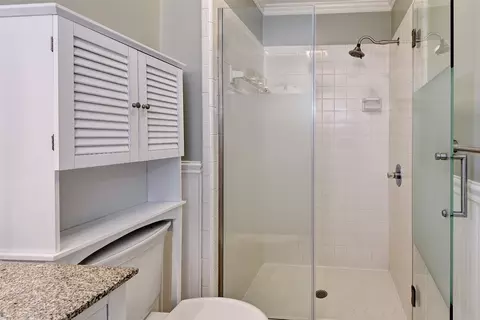 Bath - 112 Winter E, Williamsburg, VA 23188 photo 3 of 4