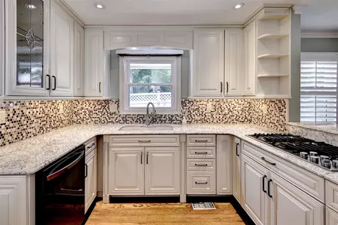 Kitchen - 112 Winter E, Williamsburg, VA 23188 photo 1 of 4
