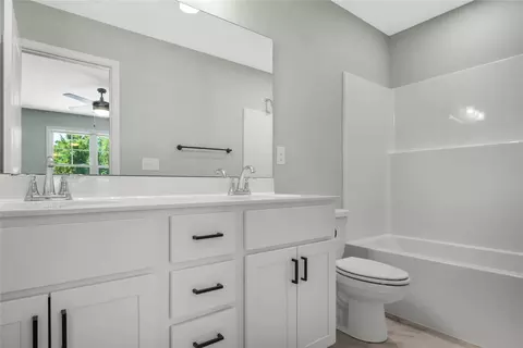 Bath - 311 Linda Ln, Williamsburg, VA 23188 photo 1 of 2