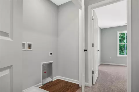 Entry Way - 311 Linda Ln, Williamsburg, VA 23188 photo 4 of 5
