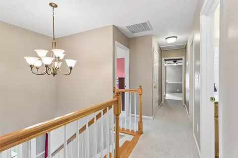 Entry Way - 16 Diamond Hill Rd, Hampton, VA 23666 photo 6 of 6
