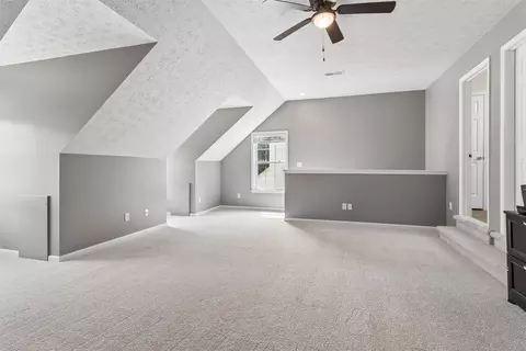 Living - 16 Diamond Hill Rd, Hampton, VA 23666 photo 3 of 3