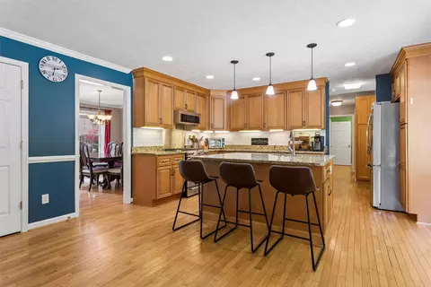 Kitchen - 16 Diamond Hill Rd, Hampton, VA 23666 photo 2 of 7