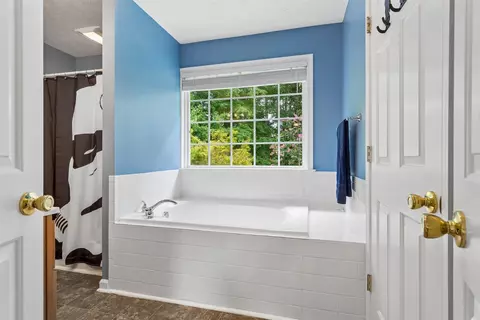 Bath - 16 Diamond Hill Rd, Hampton, VA 23666 photo 1 of 6