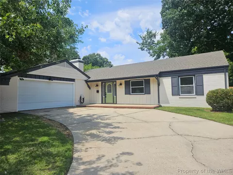 Exterior - 501 Carters Grove Ct, Hampton, VA 23663 photo 2 of 7
