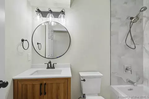 Bath - 501 Carters Grove Ct, Hampton, VA 23663 photo 3 of 4