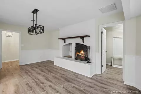 Dining - 501 Carters Grove Ct, Hampton, VA 23663 photo 3 of 3