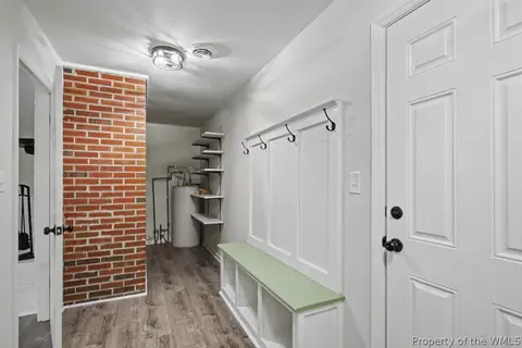 Entry Way - 501 Carters Grove Ct, Hampton, VA 23663 photo 3 of 3