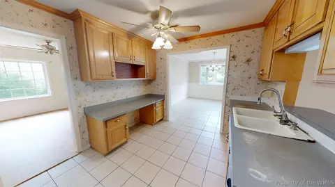 Kitchen - 8 Tom Jones Ct, Hampton, VA 23666 photo 1 of 5