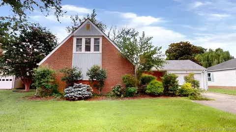Exterior - 8 Tom Jones Ct, Hampton, VA 23666 photo 5 of 5