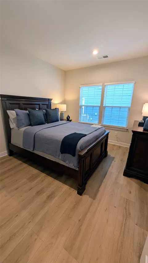 Bedroom - 605 Tranquility Dr, Williamsburg, VA 23185 photo 5 of 6
