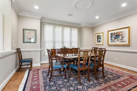 Dining - 2941 Barrets Pointe Rd, Williamsburg, VA 23185 photo 2 of 3