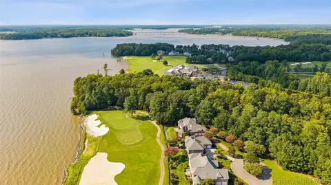 View/Area - 2941 Barrets Pointe Rd, Williamsburg, VA 23185 photo 9 of 13