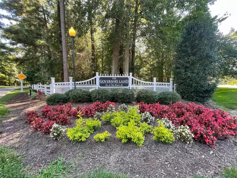 Exterior - 2941 Barrets Pointe Rd, Williamsburg, VA 23185 photo 7 of 7