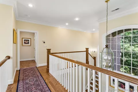 Entry Way - 2941 Barrets Pointe Rd, Williamsburg, VA 23185 photo 6 of 6