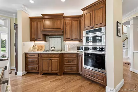 Kitchen - 2941 Barrets Pointe Rd, Williamsburg, VA 23185 photo 3 of 10