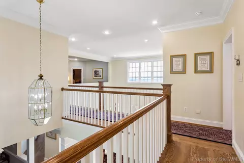 Entry Way - 2941 Barrets Pointe Rd, Williamsburg, VA 23185 photo 5 of 6
