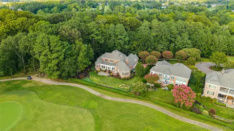 View/Area - 2941 Barrets Pointe Rd, Williamsburg, VA 23185 photo 7 of 13